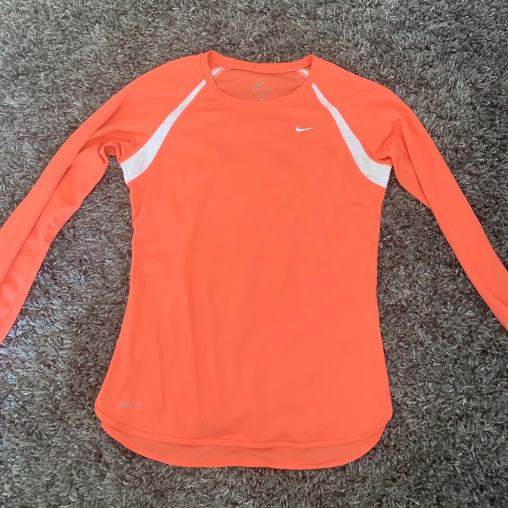 Nike long sleeve workout top